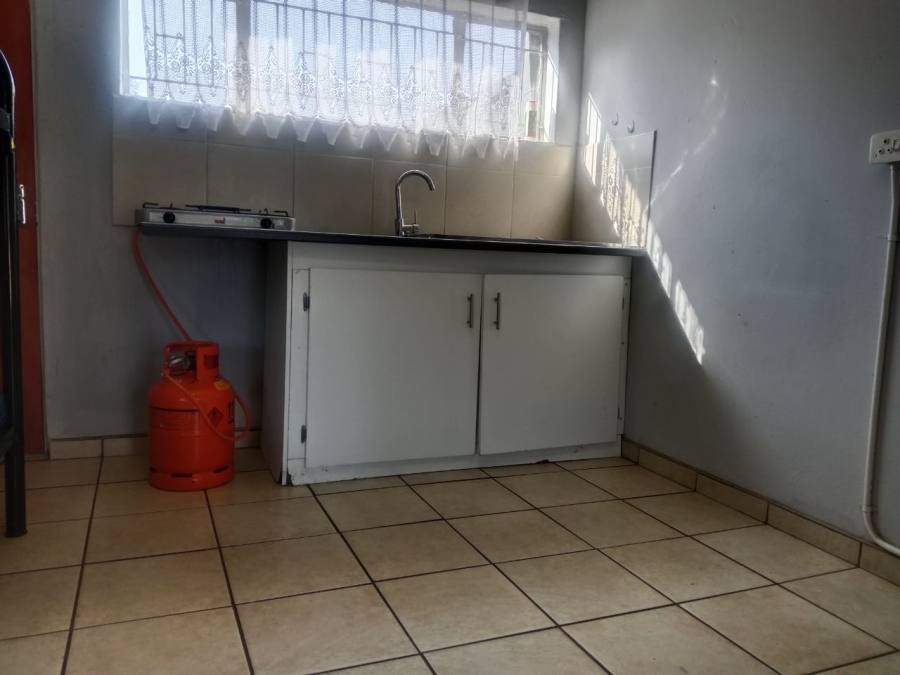 To Let 1 Bedroom Property for Rent in Kuruman Northern Cape
